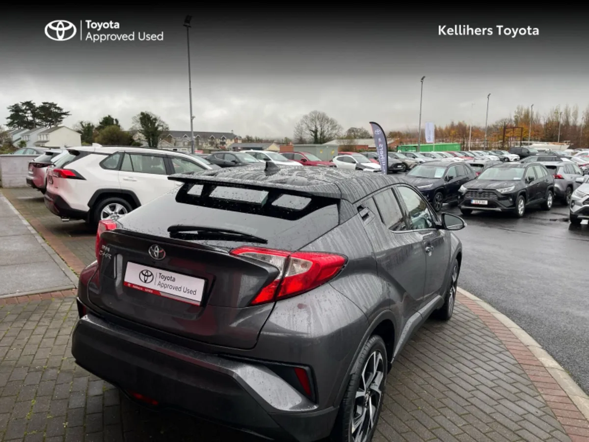 Toyota C-HR 1.2T LUNA SPORT - Image 2