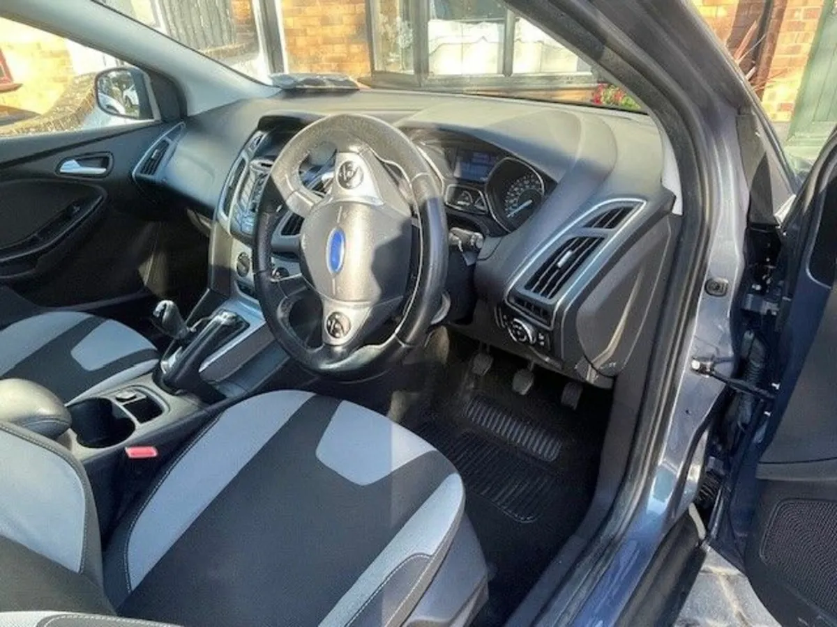 Ford Focus 2014 - Image 3