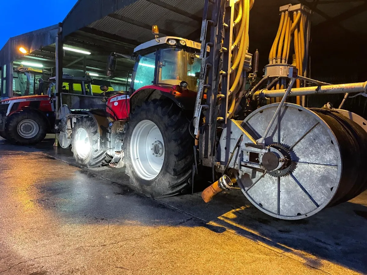 2021 12m Slurryquip Dribble bar and front reeler - Image 1
