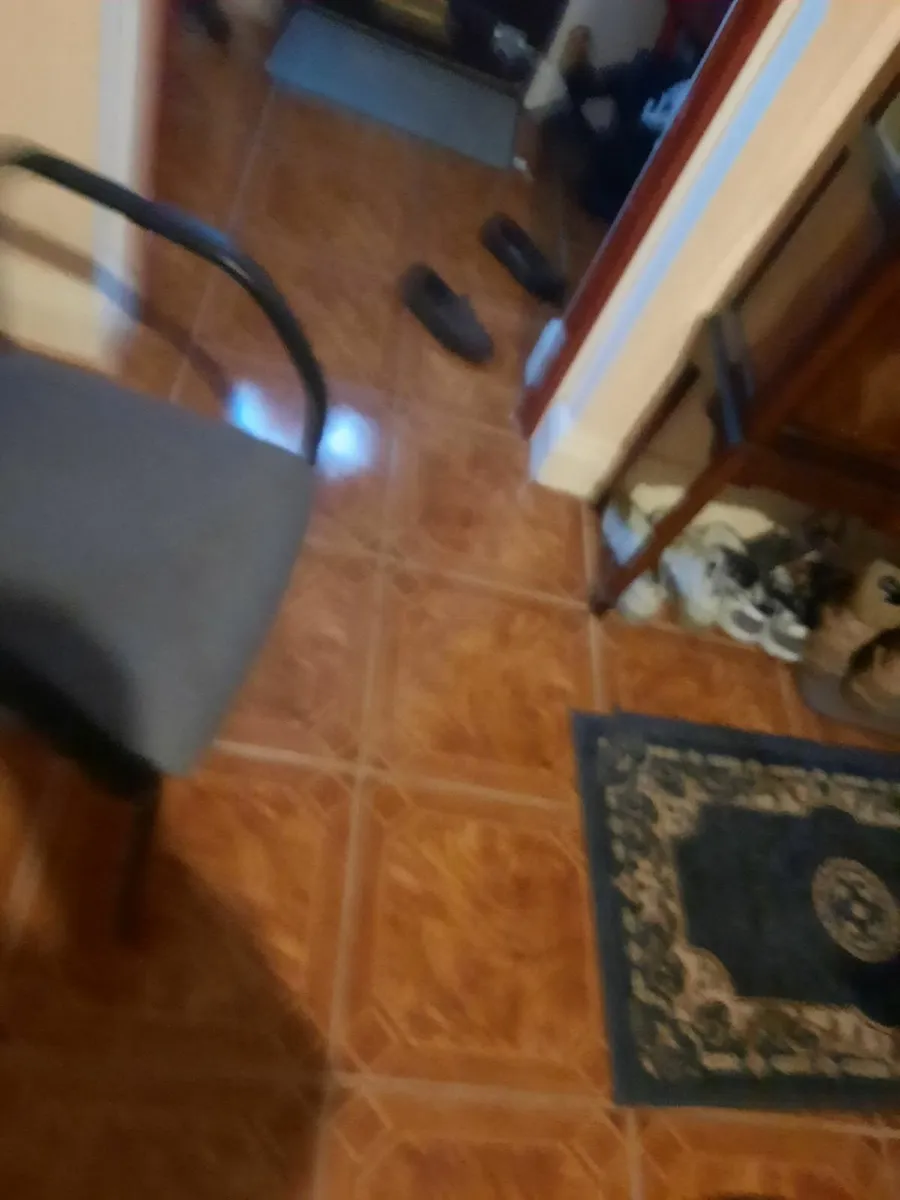 Office chair - Image 3