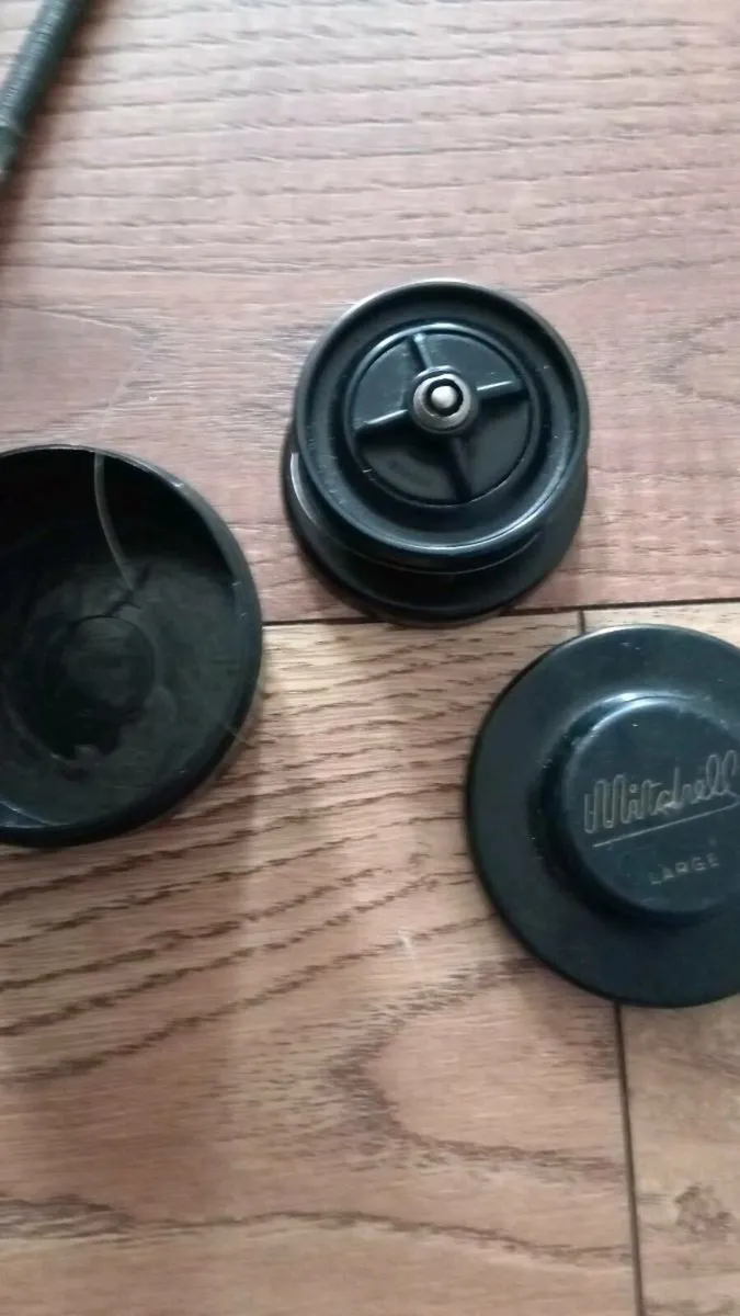 Vintage fishing rod - Image 2