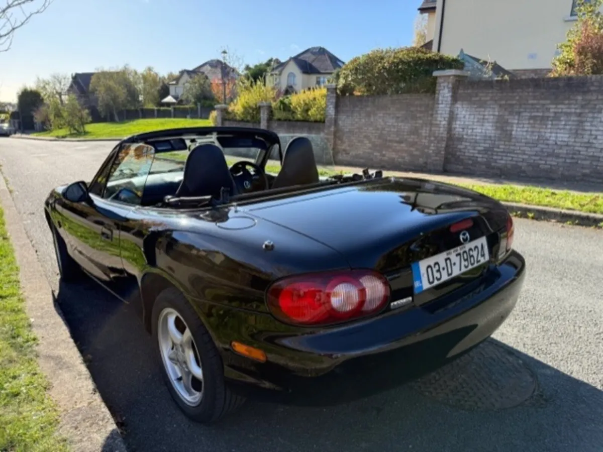 Mazda MX-5 2003 - Image 2