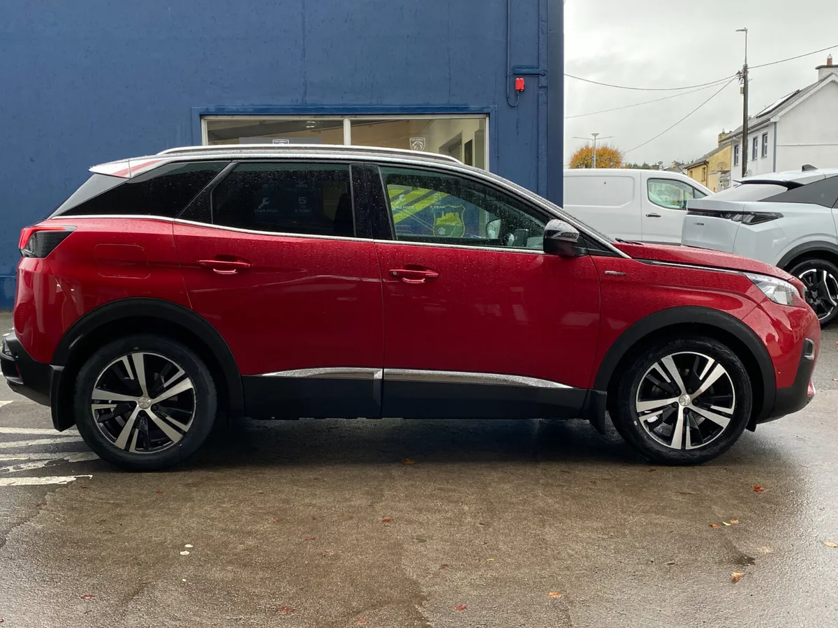 Peugeot 3008 1.5HDI 130hp GT Line - Image 2