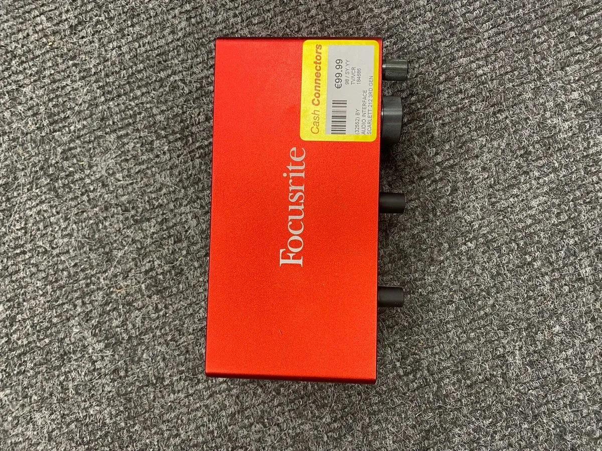 Focusrite Scarlett 212 3rd Gen Audio Interface - Image 1