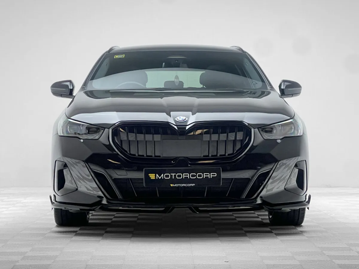 BMW 5-Series 530E M SPORT TOURING *PAN ROOF* - Image 2