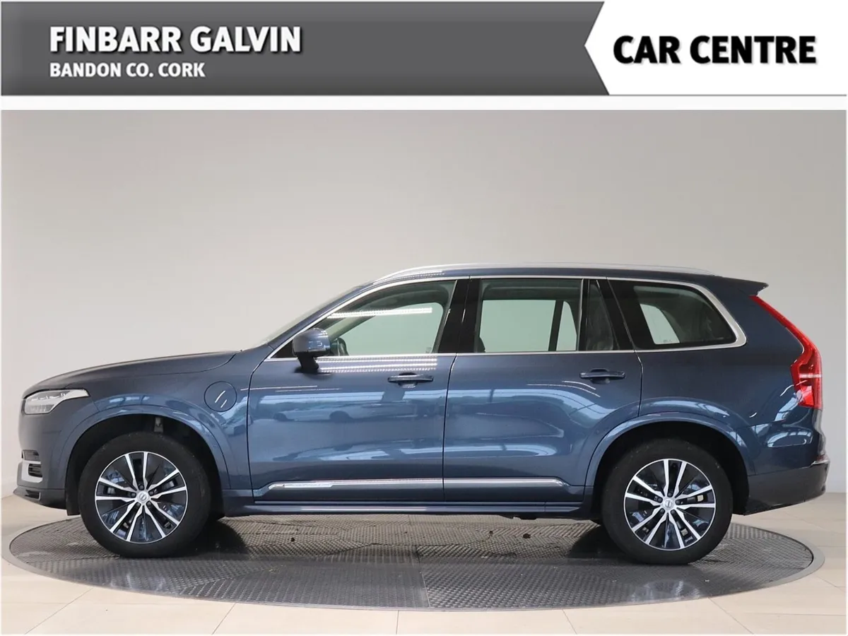 XC90 CORE T8 RECHARGE AWD AUTO - Image 3