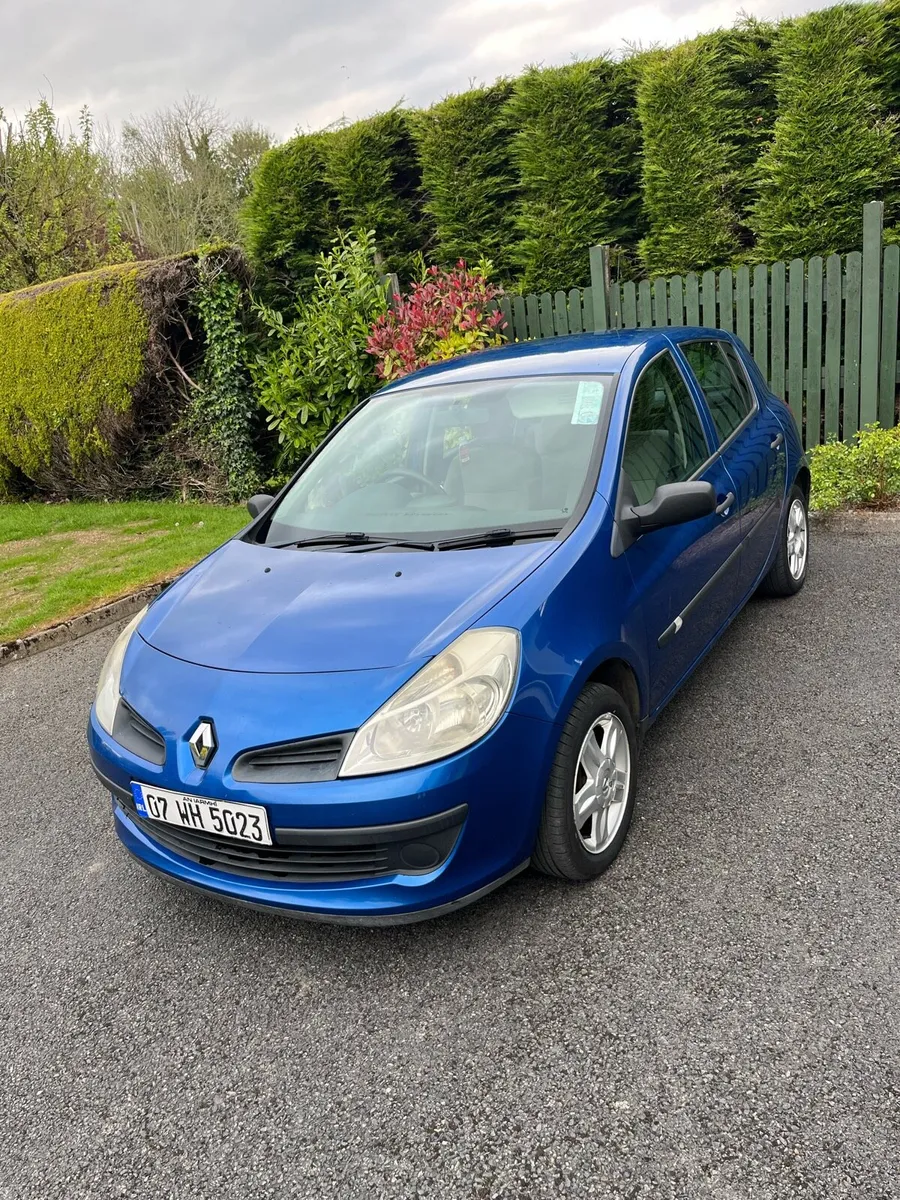 Renault Clio - Image 2