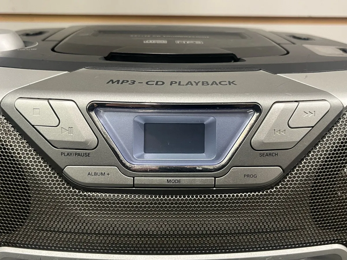 Philips Stereo - Image 3