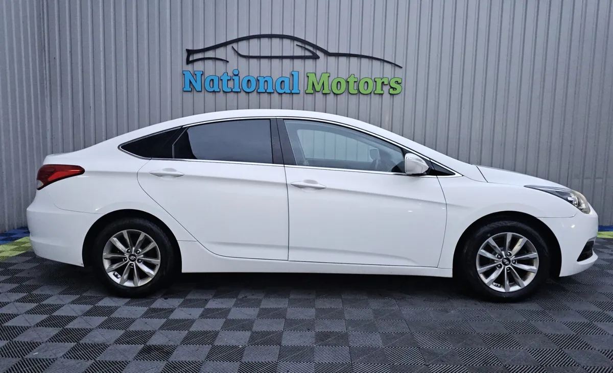 2016 Hyundai i40 1.7 Diesel Executive Plus - Image 2