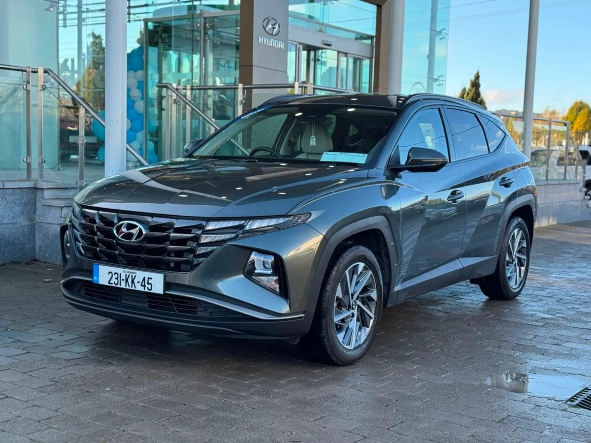Hyundai Tucson 2WD Executive, Grey Leather, , CAR - Image 1