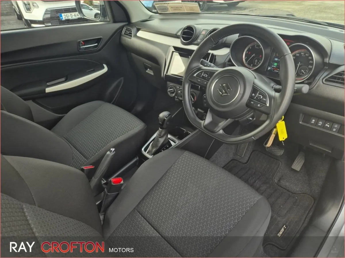 Suzuki Swift Swift 1.2 Mild Hybrid SZ-T CVT - Image 2