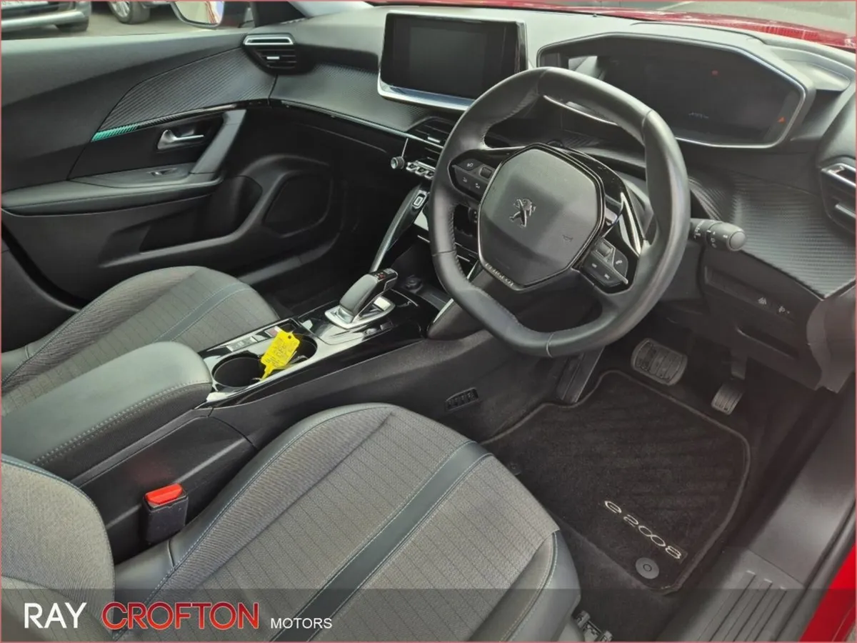 Peugeot 2008 Electric 136bhp (50 kWh) Allure - Image 2
