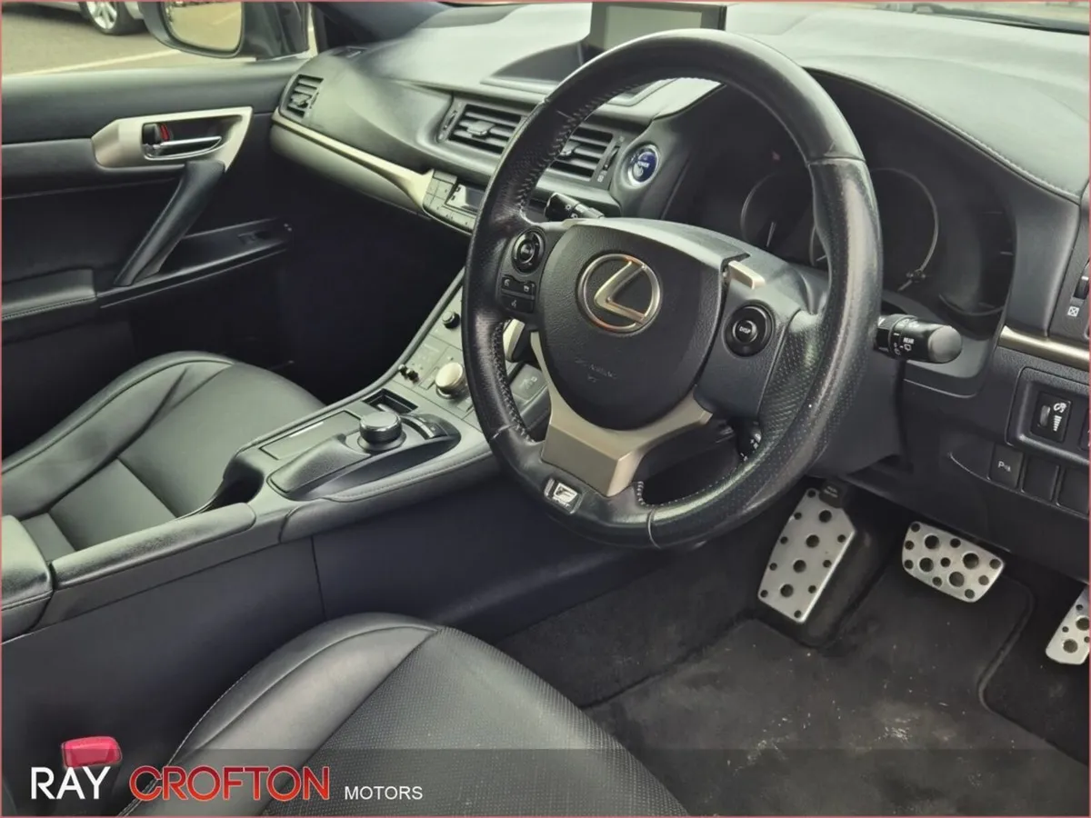 Lexus CT 200H F-SPORT - Image 2