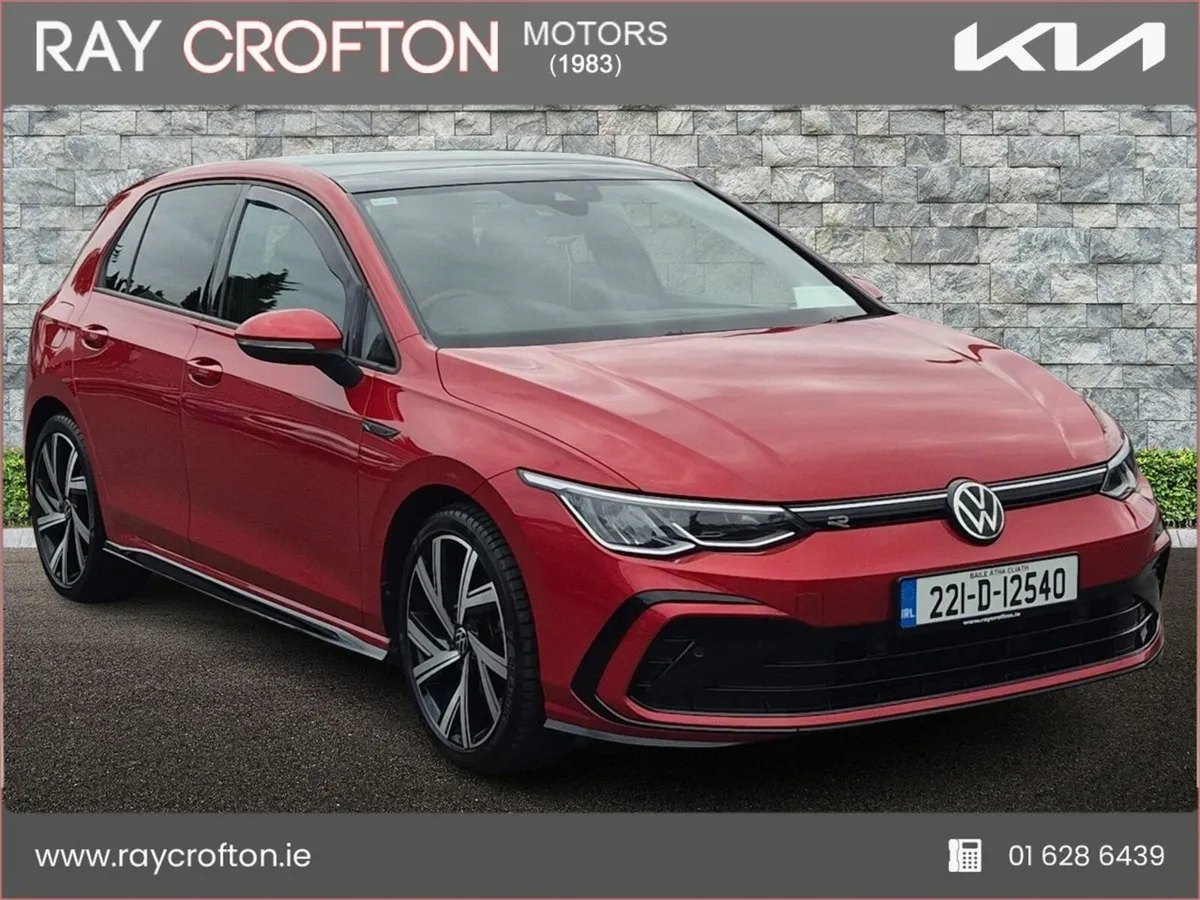 Volkswagen Golf 1.5 TSI 130HP R-Line - Image 1