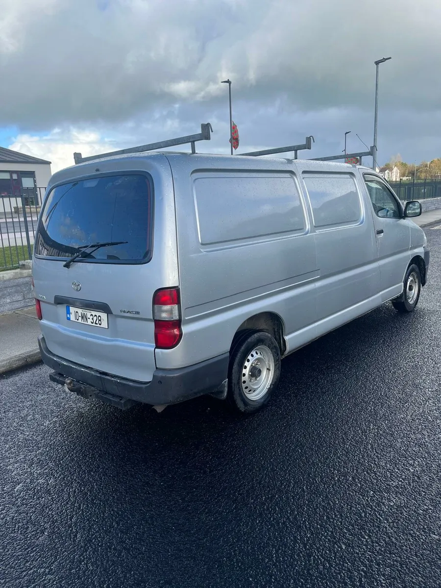 2010 Toyota hiace lwb new test 7.26 taxed 4.26 - Image 3