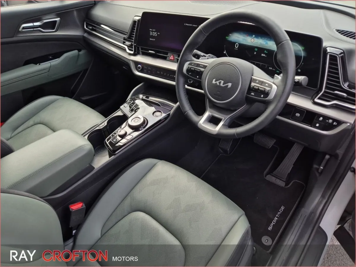 Kia Sportage Anniversary Edition Plug-in Hybrid - Image 2