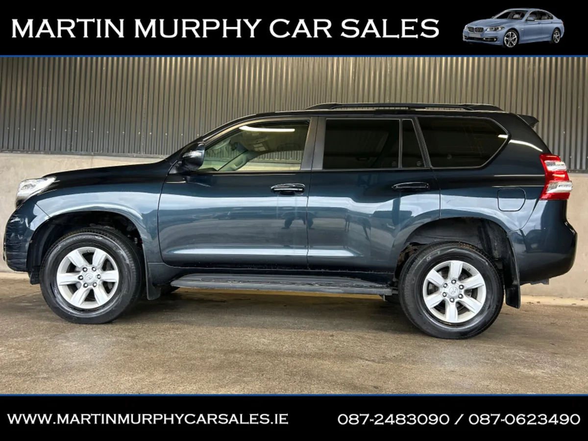 Toyota Land Cruiser 2.8 LWB COMMERCIAL AUTO * ONE - Image 3