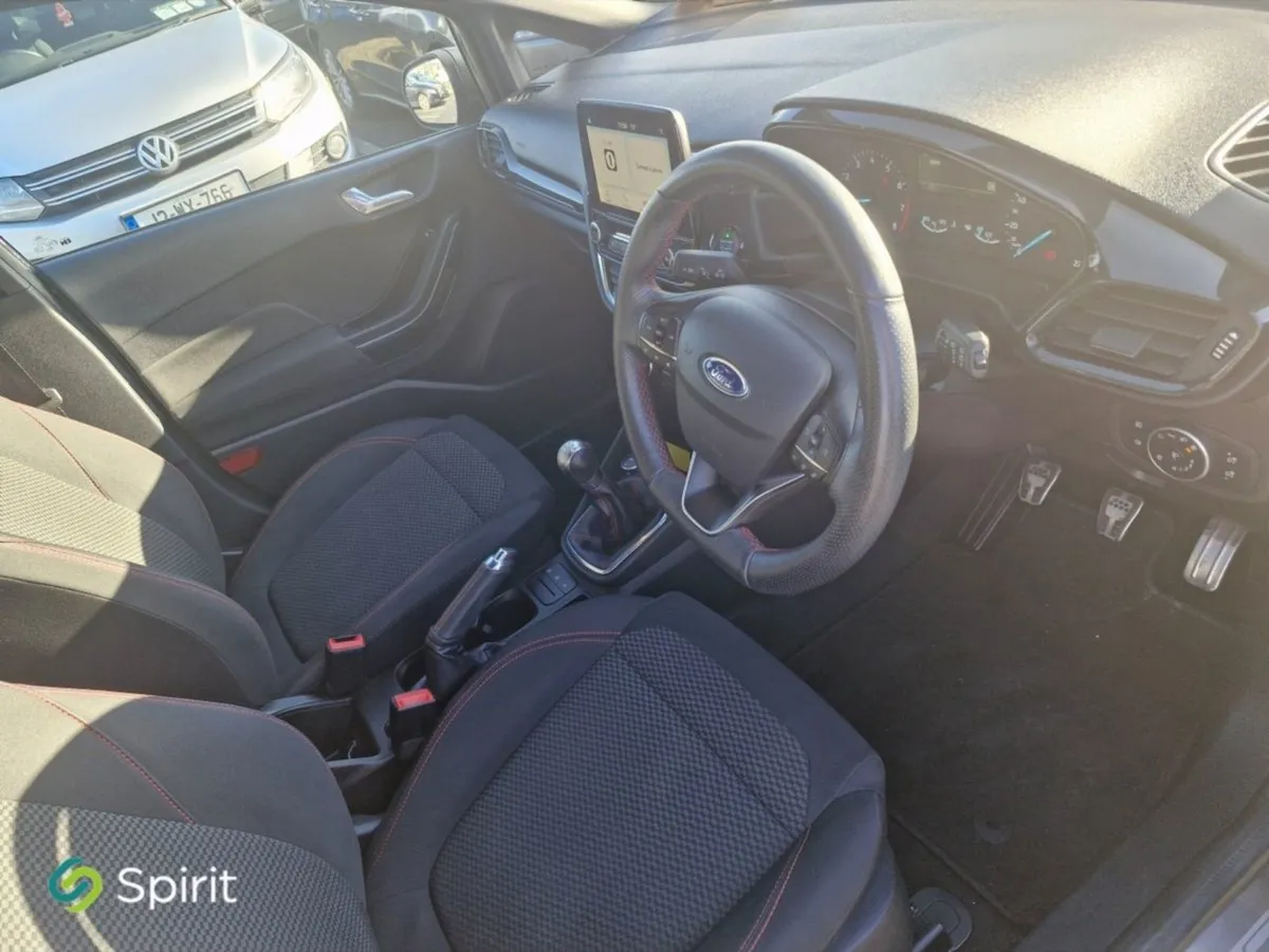 Ford Fiesta 1.1l Ti-vct 85 PS St-line - Image 4