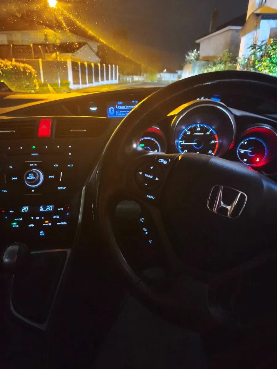 Honda Civic 2013 1.6 diesel. - Image 2