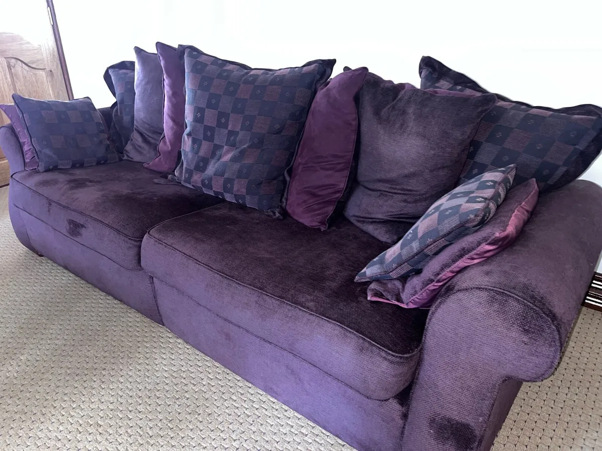 Lovely Pillow Back 4 Seater Sofa and Accessories - Image 2