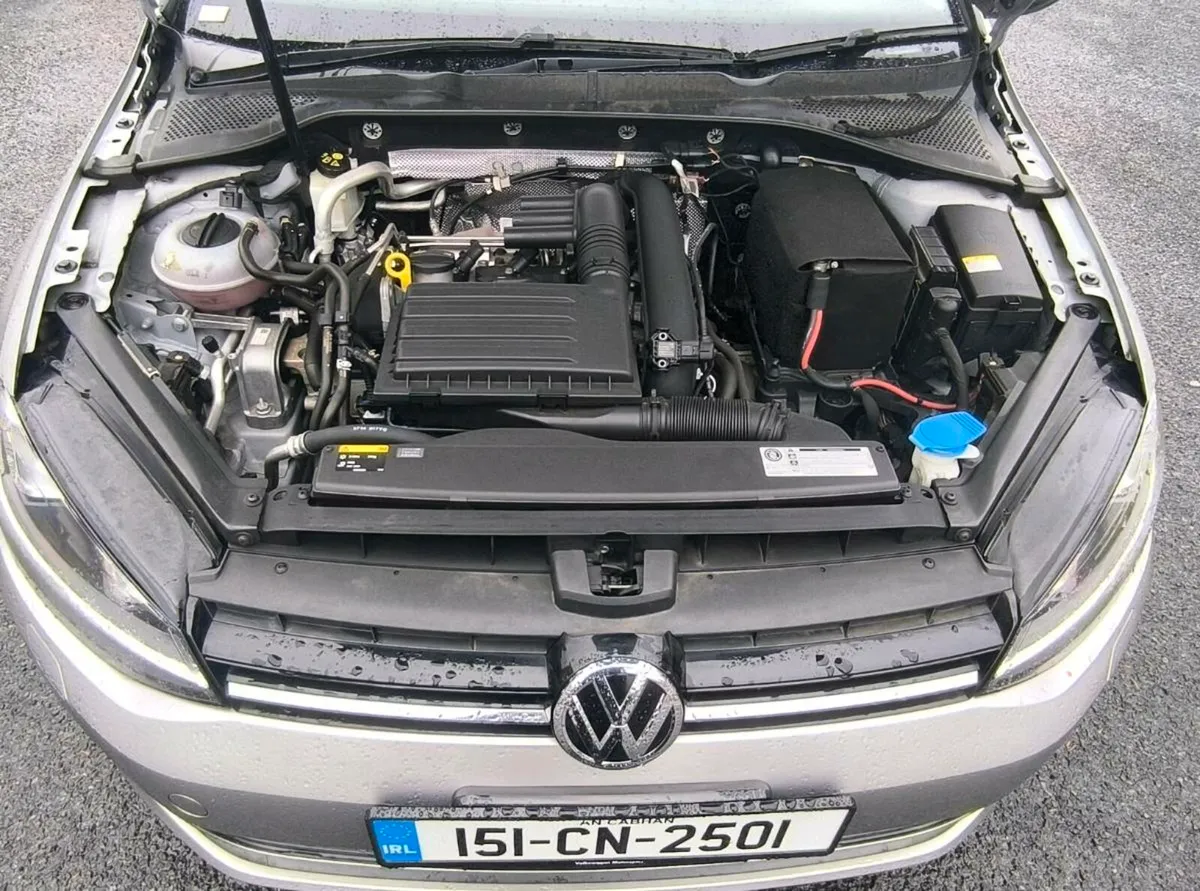 🚘 Volkswagen Golf 1.2 TSI BM technology• 2015 • - Image 3