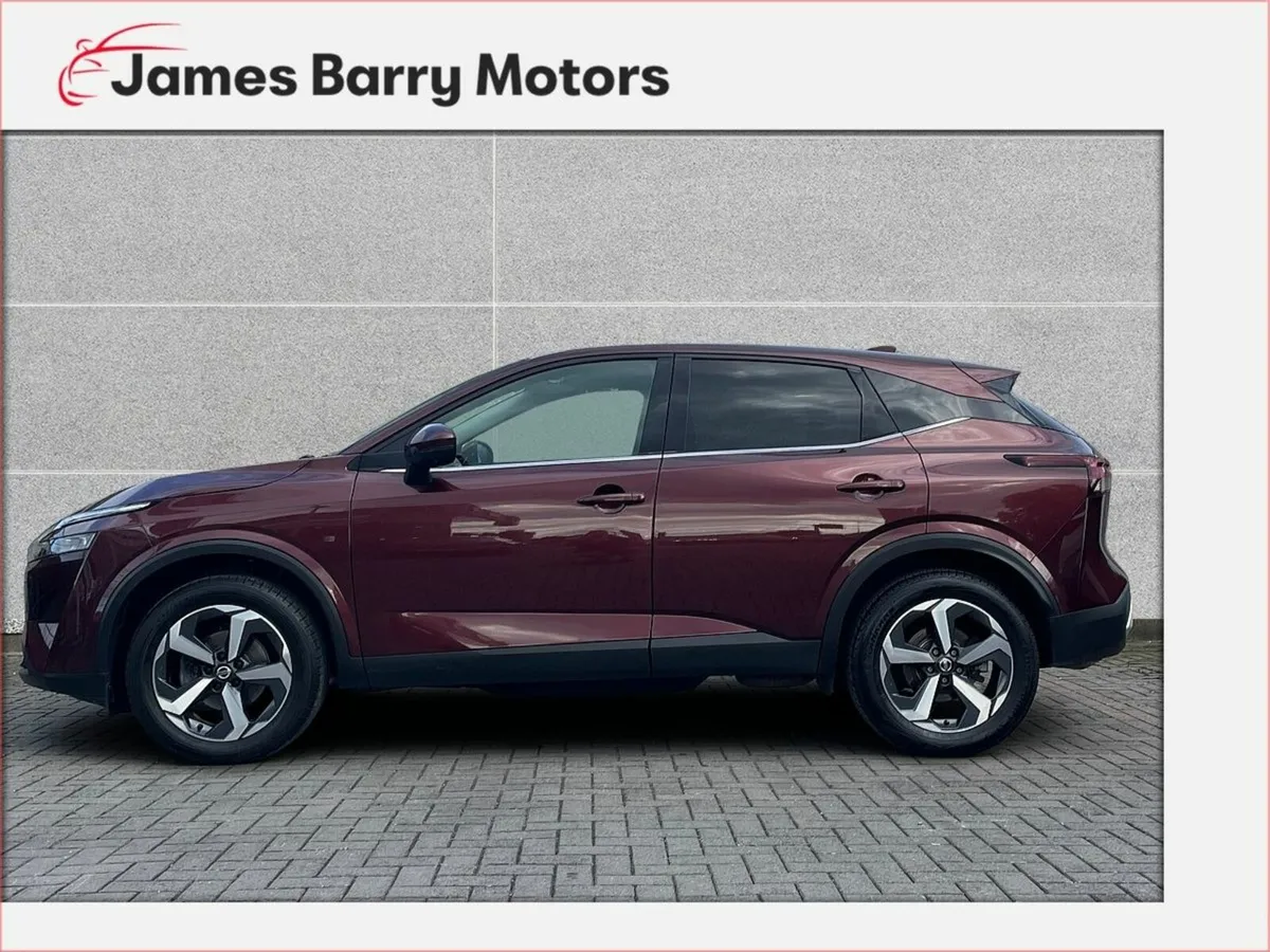 Nissan Qashqai 1.3 PET MILD HYBRID SV PREMIUM - Image 3