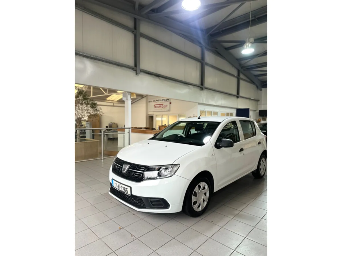 Dacia Sandero 1.0 AMBIANCE 75 SCE 5DR 75BHP - Image 1