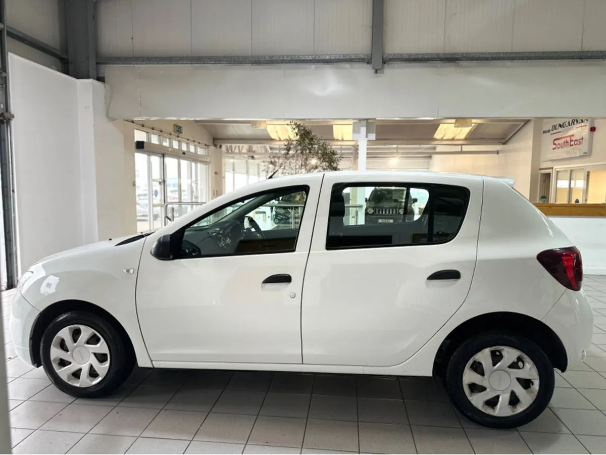 Dacia Sandero 1.0 AMBIANCE 75 SCE 5DR 75BHP - Image 2