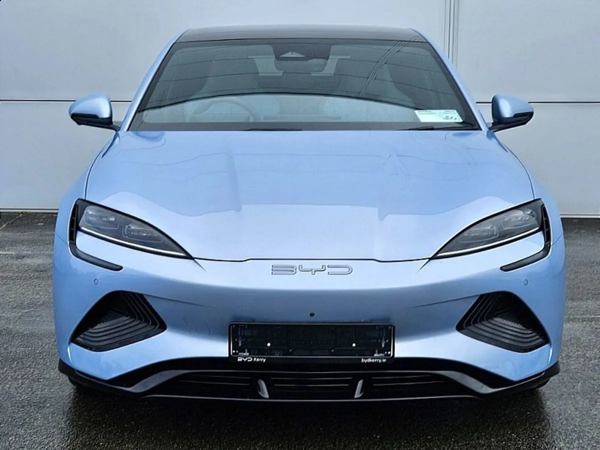 BYD SEAL EV Seal Design AWD - Image 3