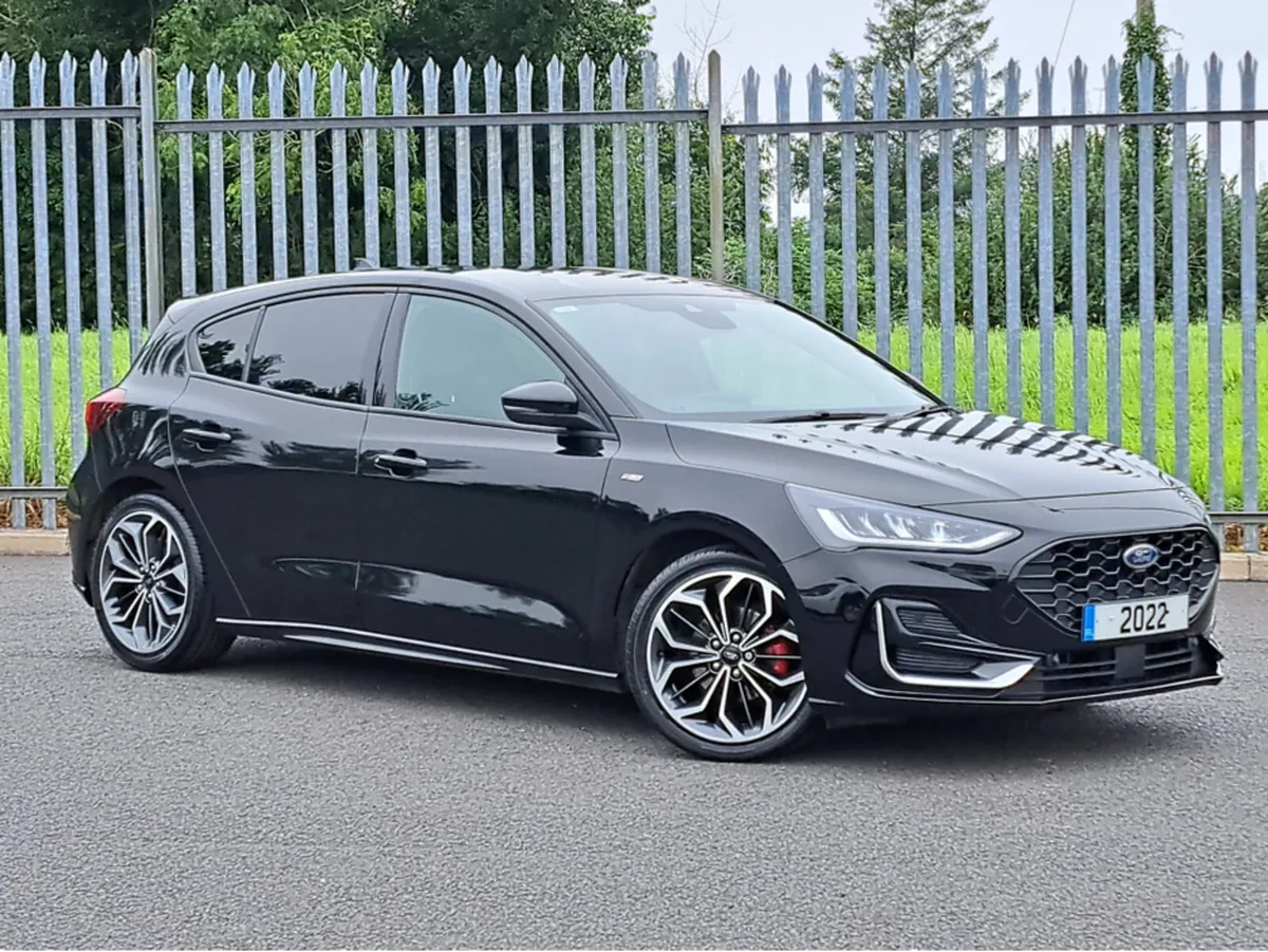Ford Focus ST-LINE VIGNALE 1.5TD 120BHP AUTOMATIC - Image 1