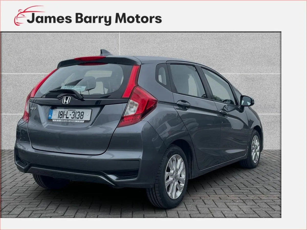 Honda Jazz 1.3 i-VTEC ES - Image 4