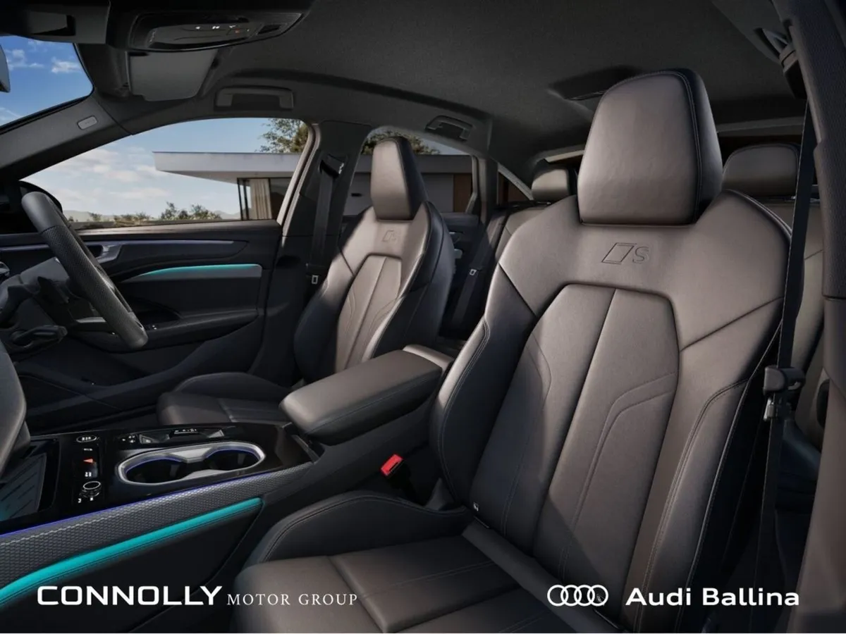 Audi A6 A6 Sedan 40 TDI S Line 204HP Black Edition - Image 4