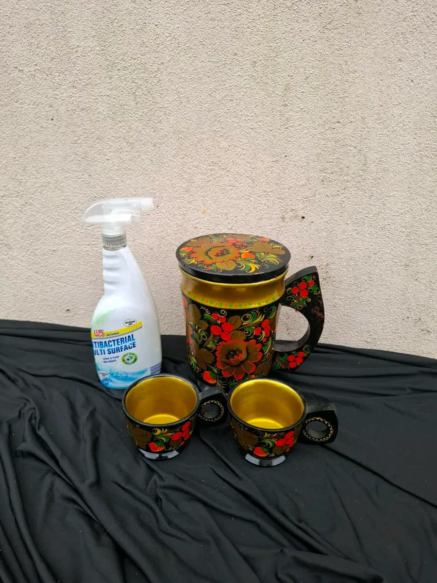 Russiam light wood tea set postage possible