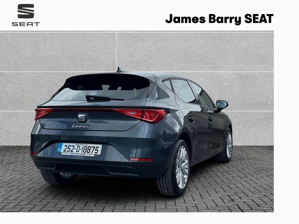 SEAT Leon ** 2.0TDi SE PLUS ** NO MILEAGE ** - Image 4