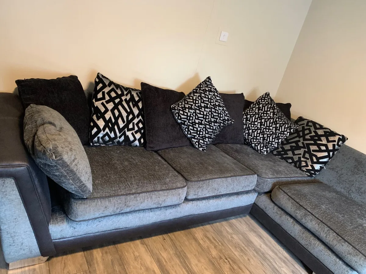 Corner Sofa - Image 3