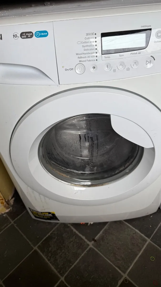 2 Zanussi machines - 1 Washing machine and 1 dryer - Image 2