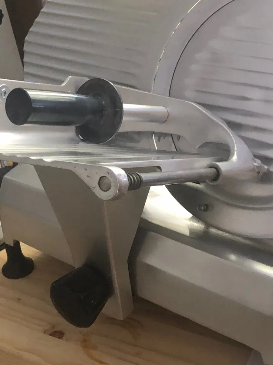 Commercial Meat Slicer - Image 2