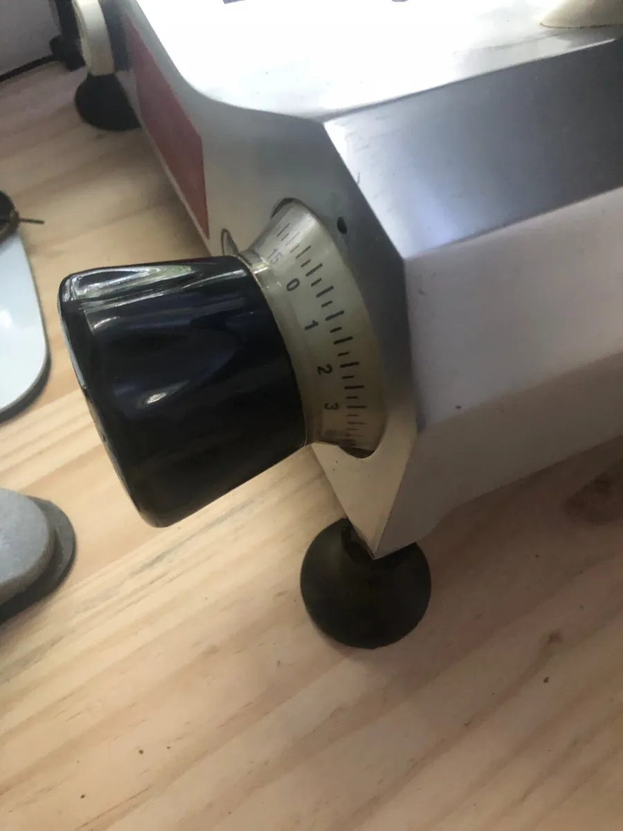 Commercial Meat Slicer - Image 4