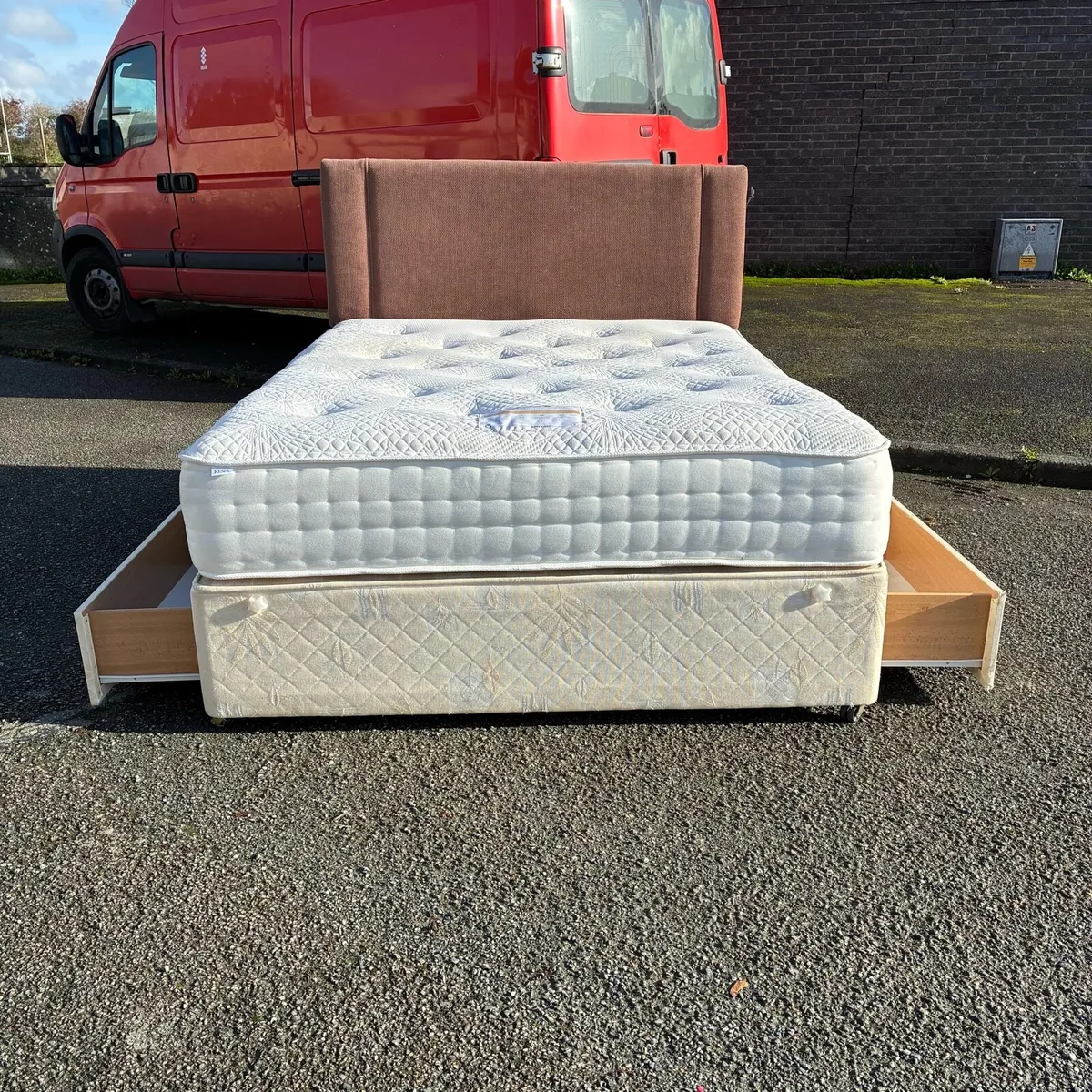 5ft King bed 4 large drawers & 13” respa Mattress - Image 1