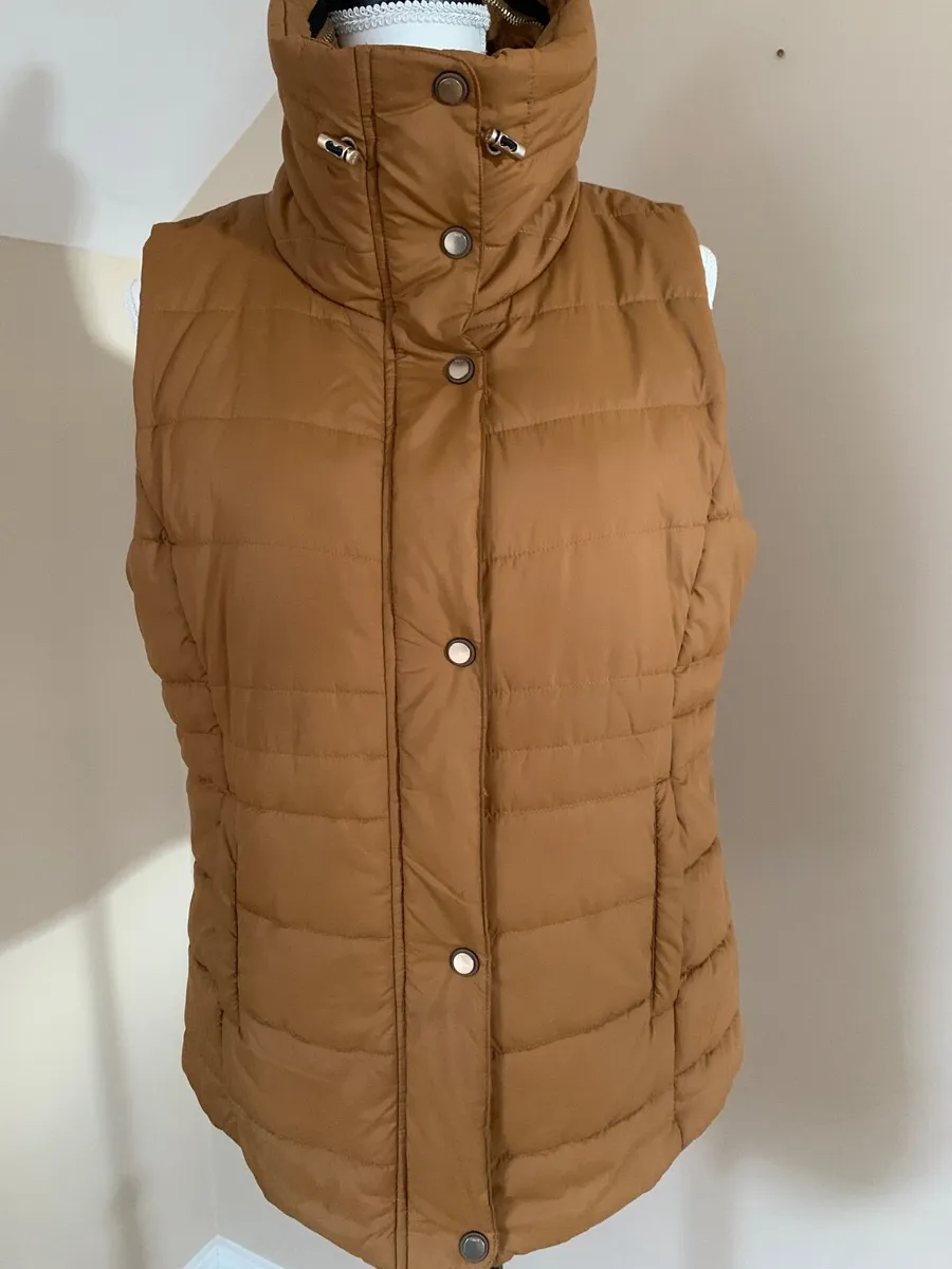 Ladies Gilet. - Image 1