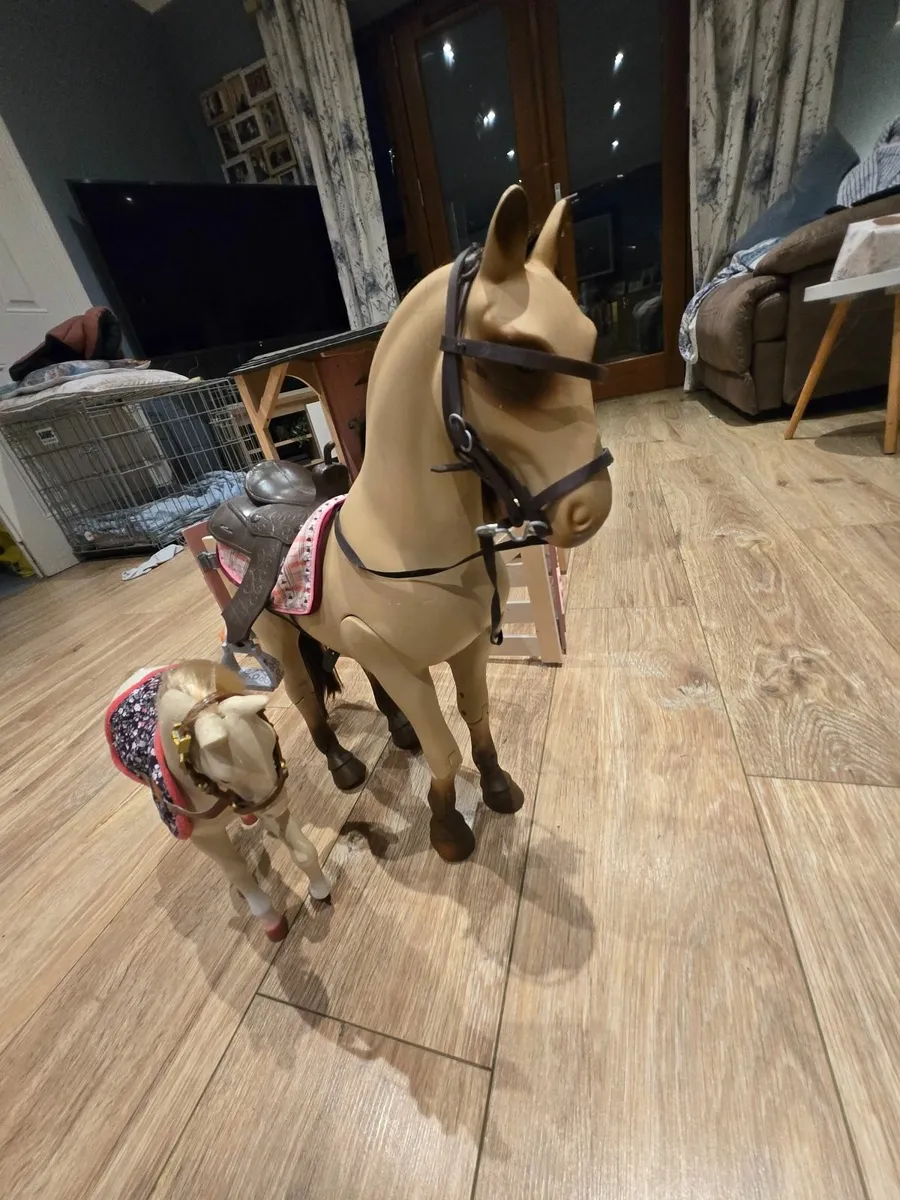 Our Generation Stables & Accessories & Horses - Image 2