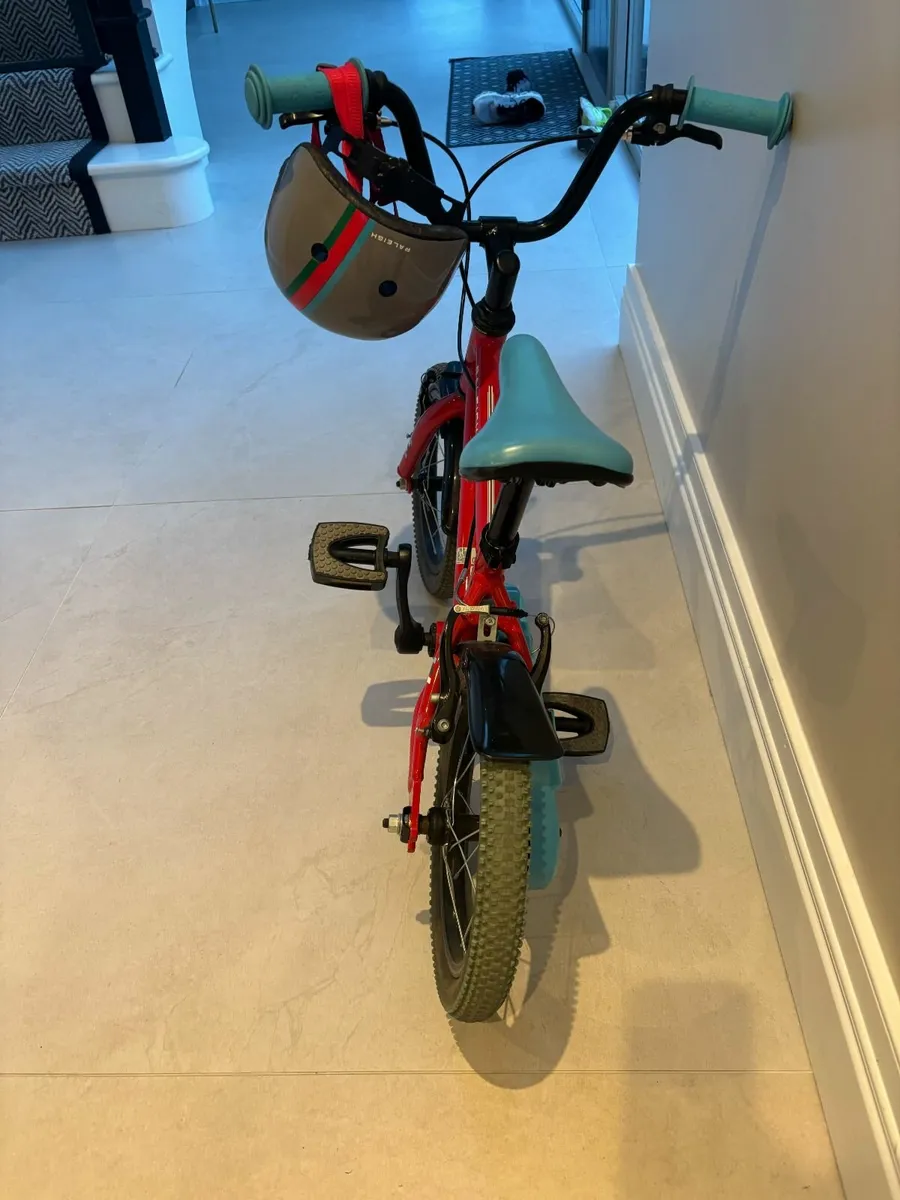 Kids Raleigh Bike (age 3-6) with matching helmet - Image 2