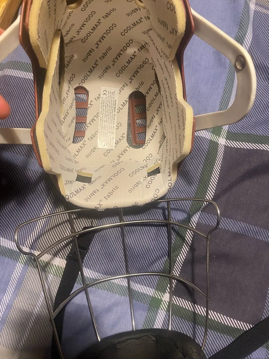 Cooper hurling helmet - Image 3