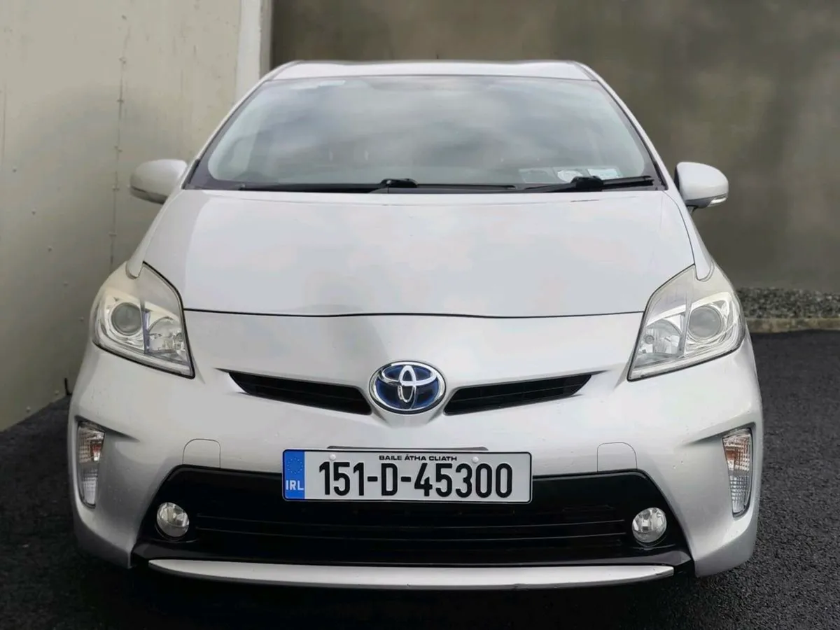 Toyota Prius - Image 4