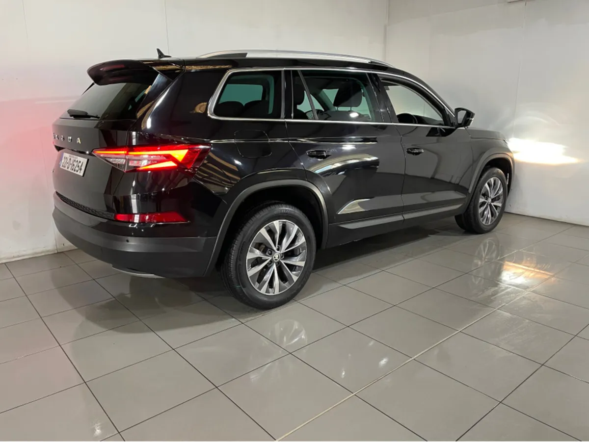 Skoda Kodiaq 7S AMBITION 2.0 TDI 15 150HP DSG FULL - Image 3