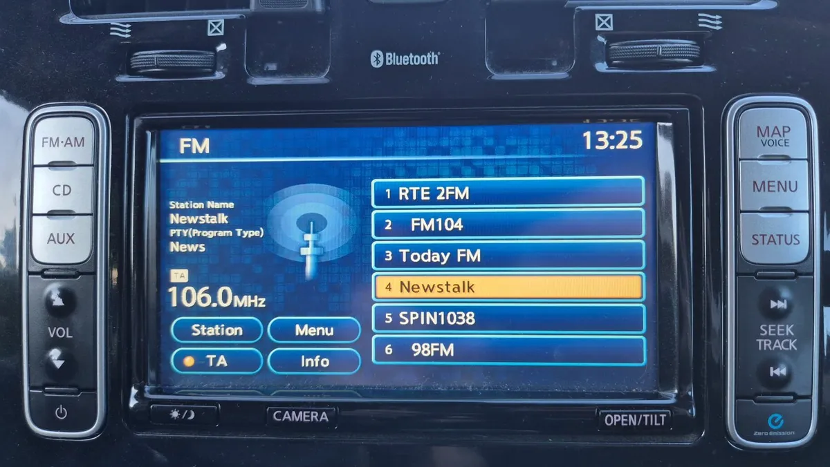Nissan Leaf Tekna  2014 - Top Spec - Image 4