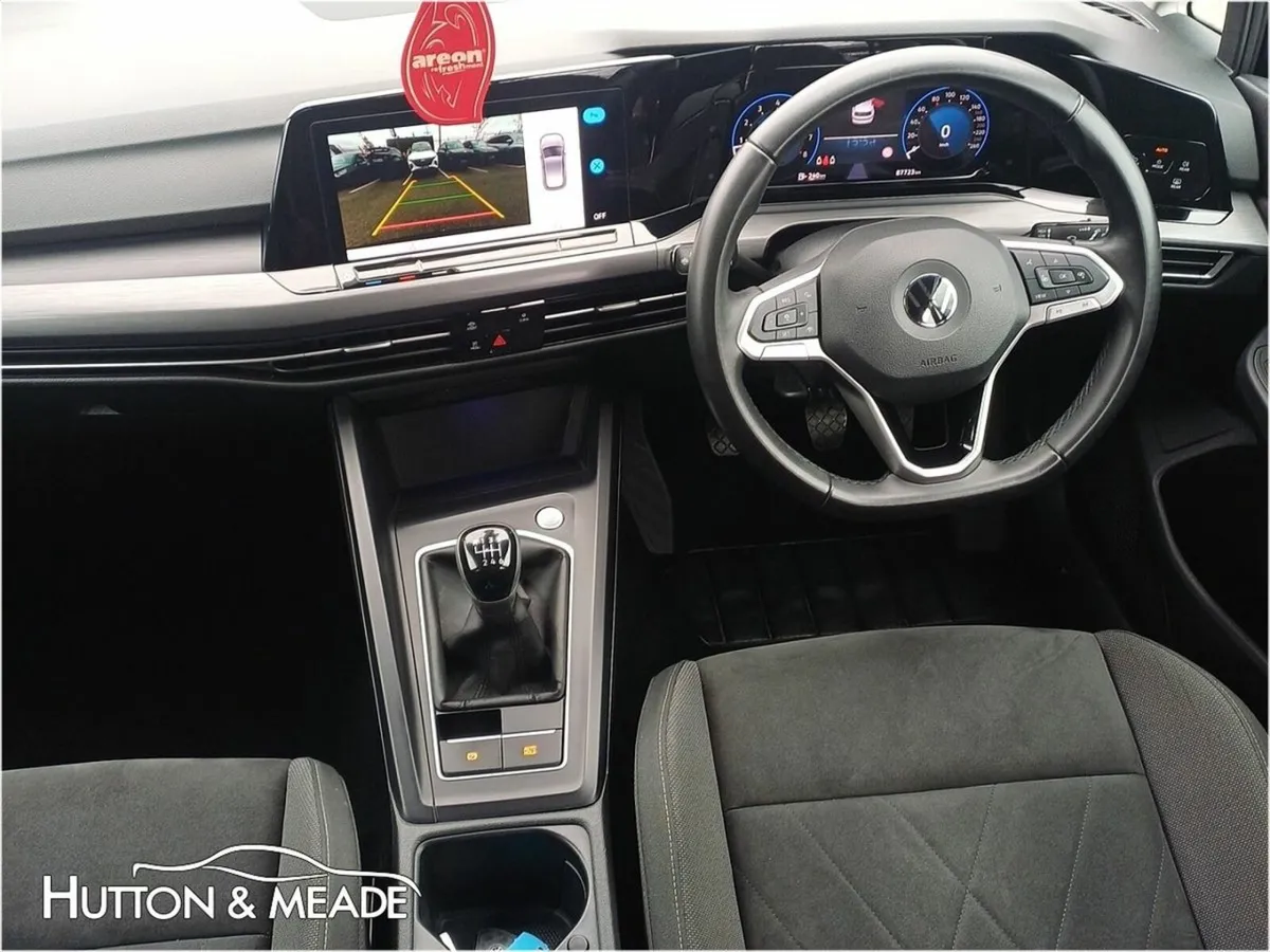 Volkswagen Golf Style 1.5 Petrol 5dr - Image 4