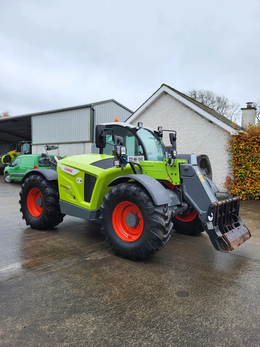 Claas Scorpion 732 - Image 1
