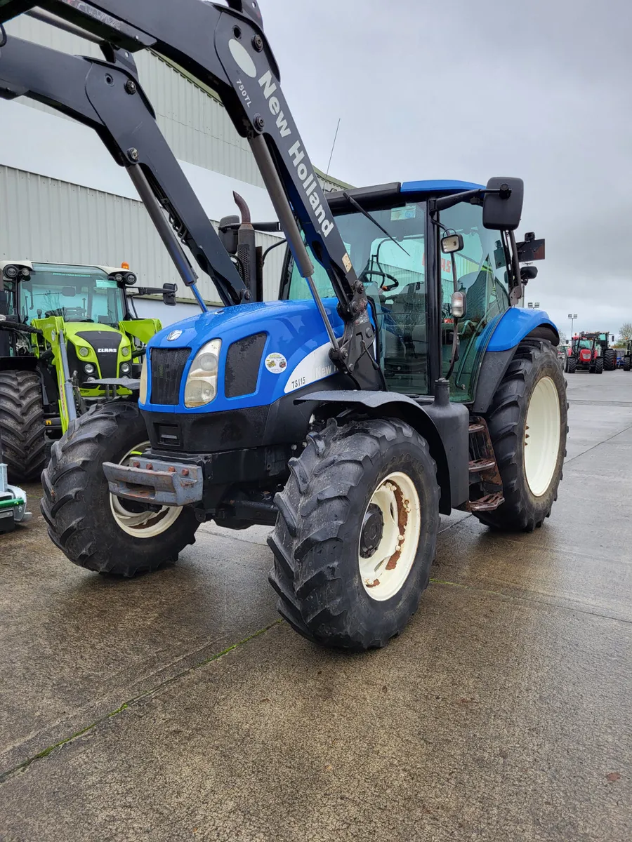 New Holland TS115A - Image 2