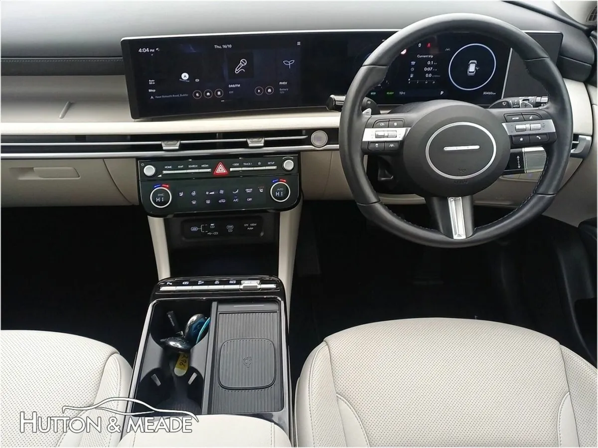 Hyundai Tucson Platinum PHEV 1.6 Petrol 5dr - Image 4